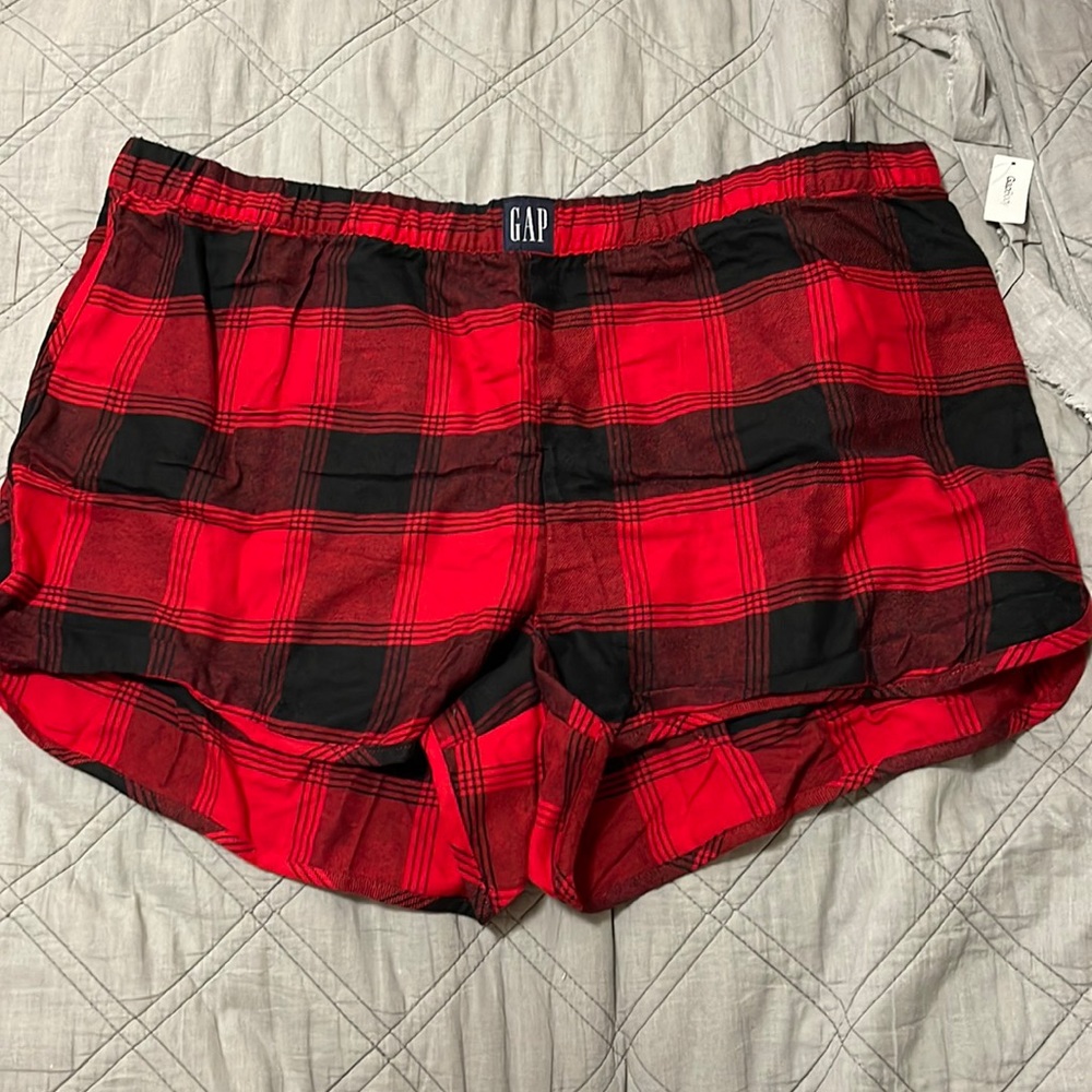 Gap women’s pajama shorts, size XL